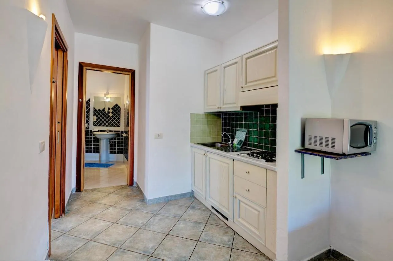 Isa-Apartments With Air Conditioning And Outdoor Private Space In Residence With Swimming-Pool In Palau, Only 150 Meters From The Sea Aparthotel